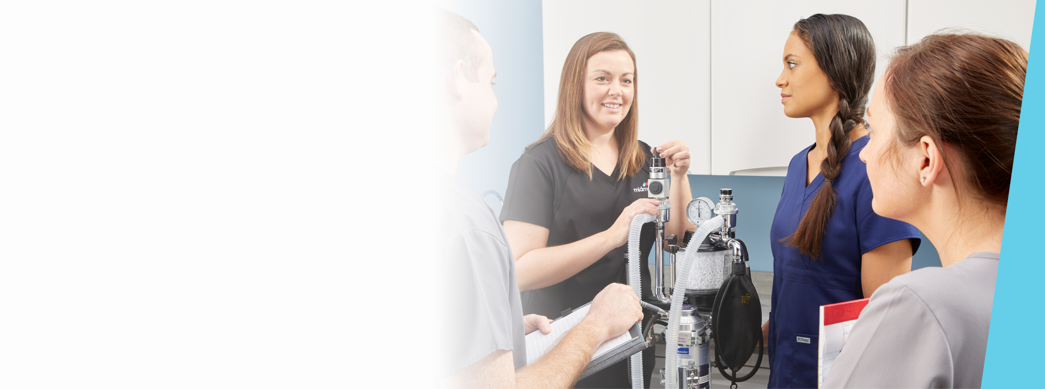 Vet Tech learning anesthesia practices