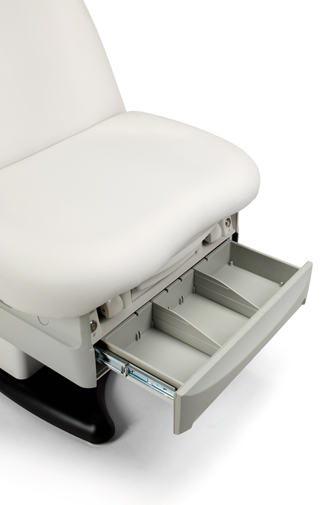 9_626-004-closeup-front-drawer-without-supplies_142