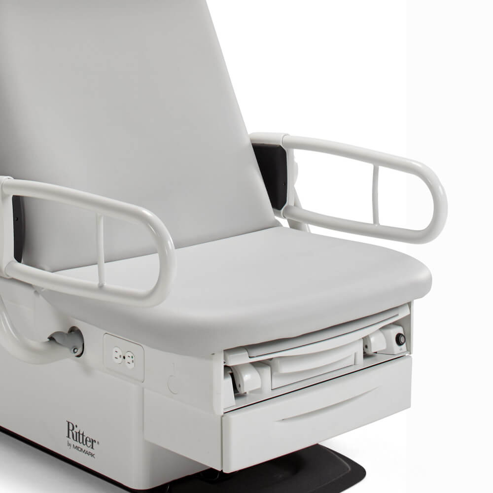 Ritter 224 BarrierFree Examination Chair