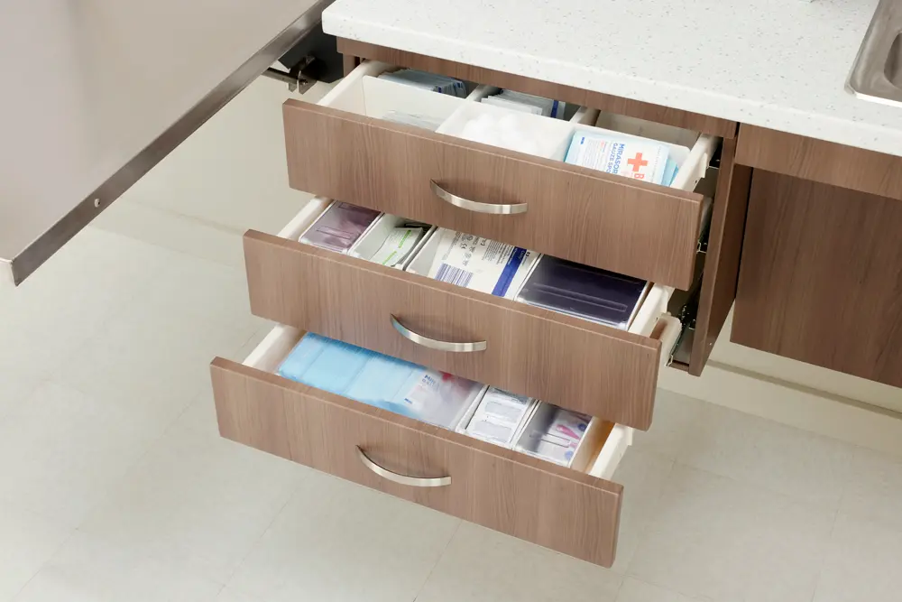 ExamRoom_Base_Cabinet_Drawers_Open