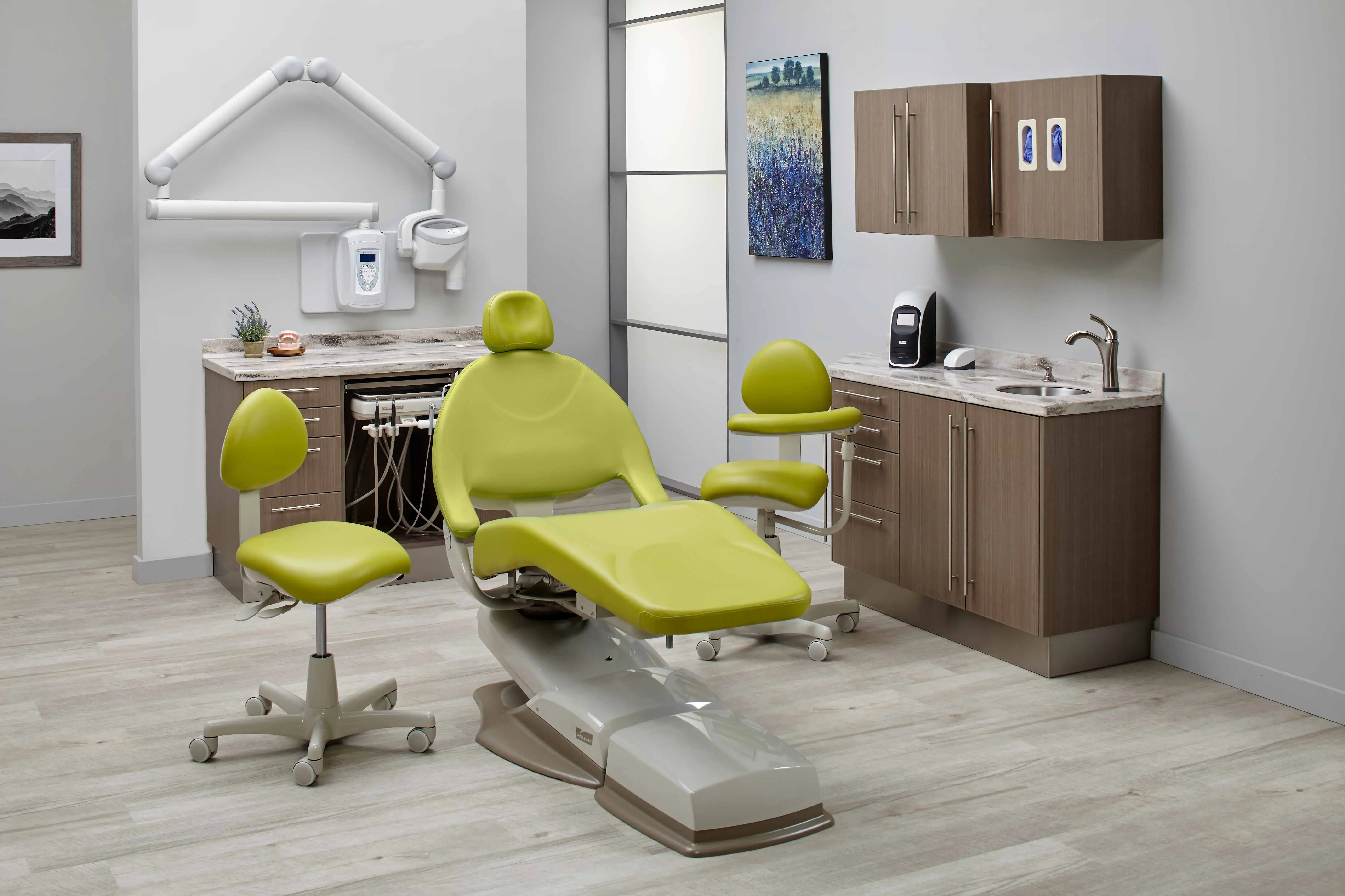 Midmark Ultracomfort Dental Chair
