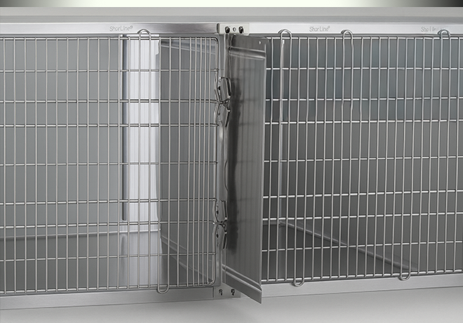 cage-divider-with-hole