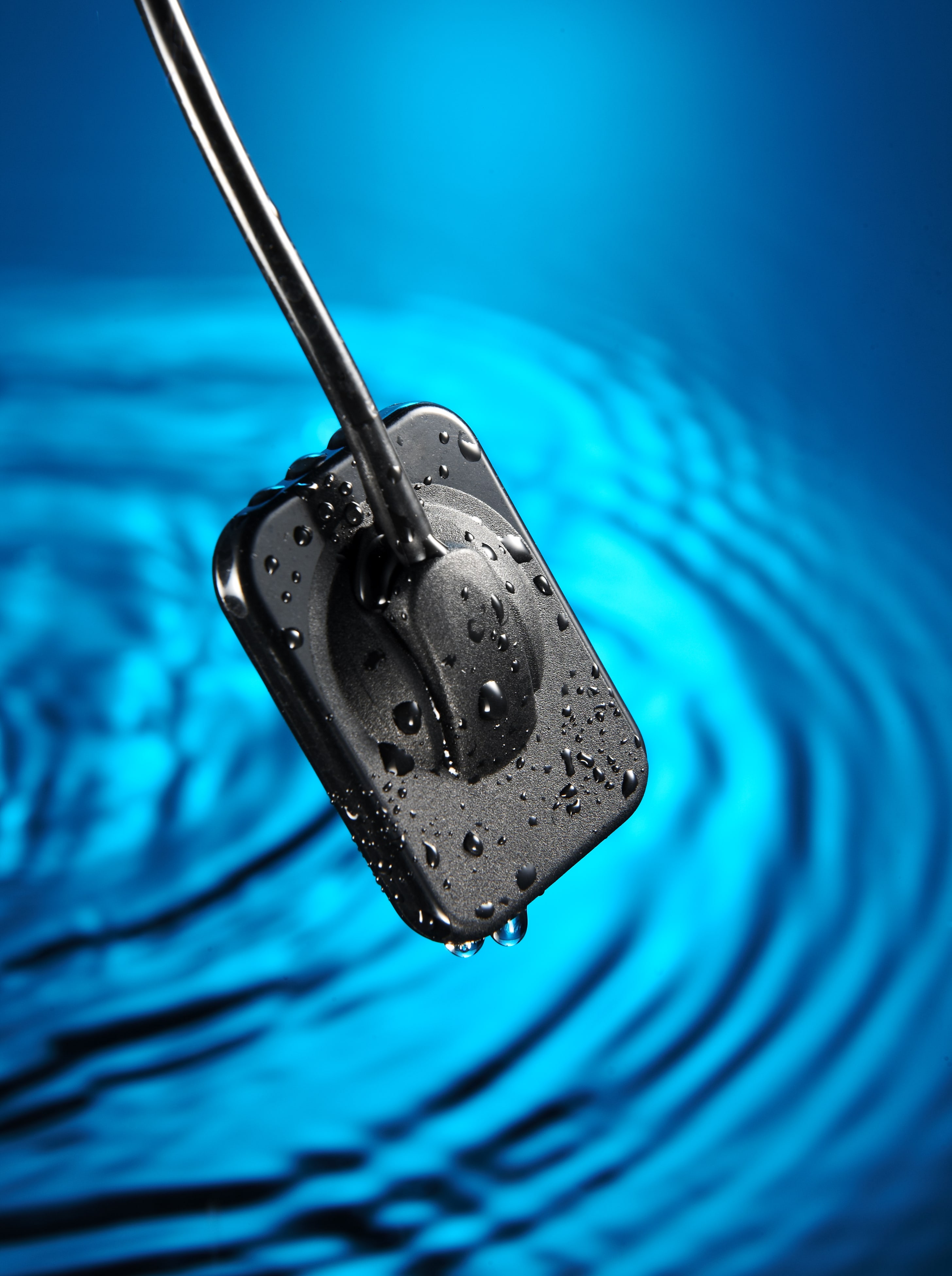 dr_sensor_water_background-h-min