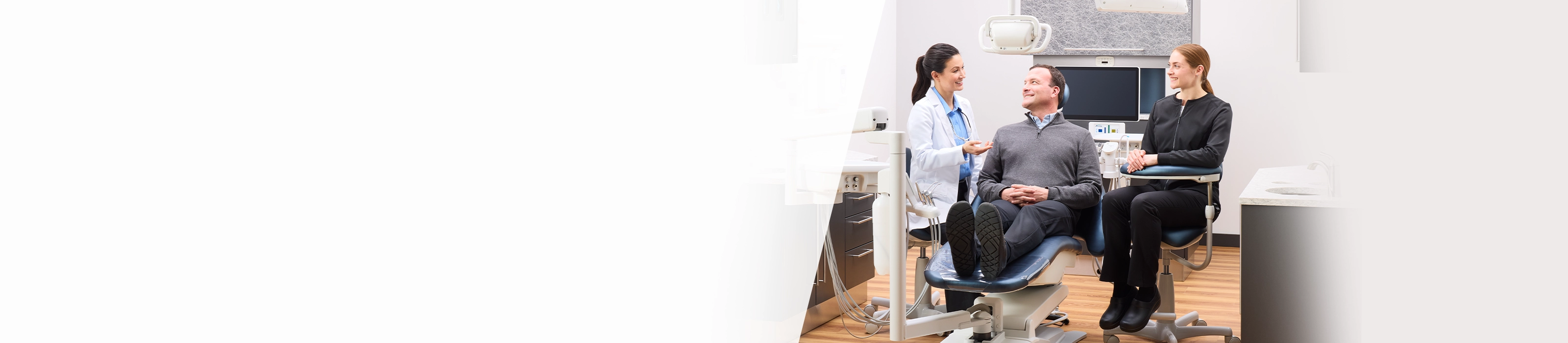 seating-header-desktop