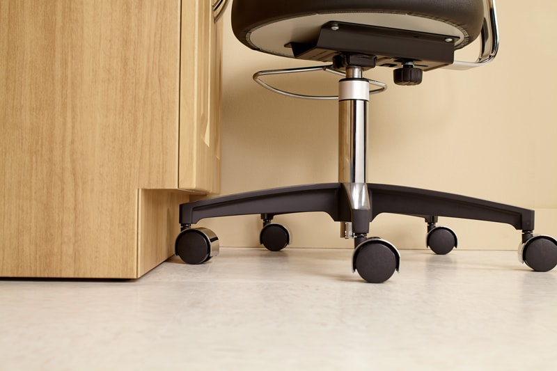 toe-kickeace1baf148b60ddbf99ff020050ed76-jpg