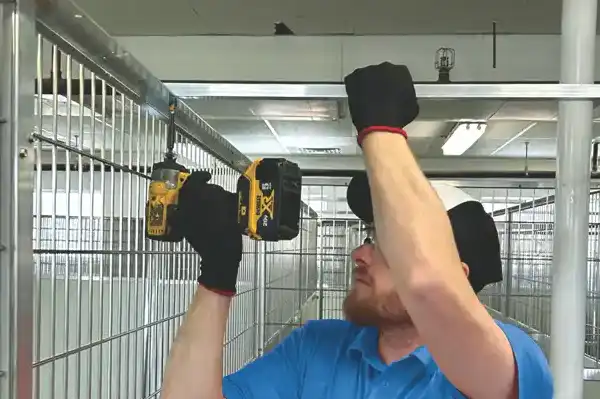 Kennel install with one installer