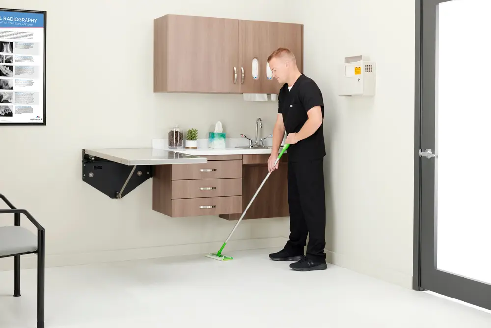 ExamRoom_Vet_Tech_Mopping