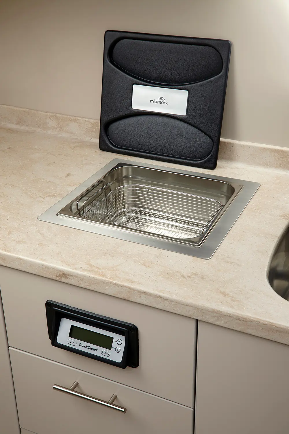 Quick-clean-Mid-Recessed-Basket