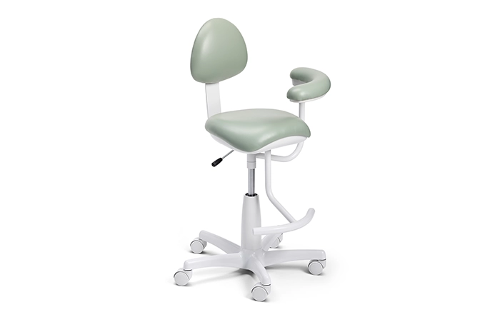 ProductPage-MidmarkDentalAssistantStool-img1-assistants-stool-with-backrest-white-sweep
