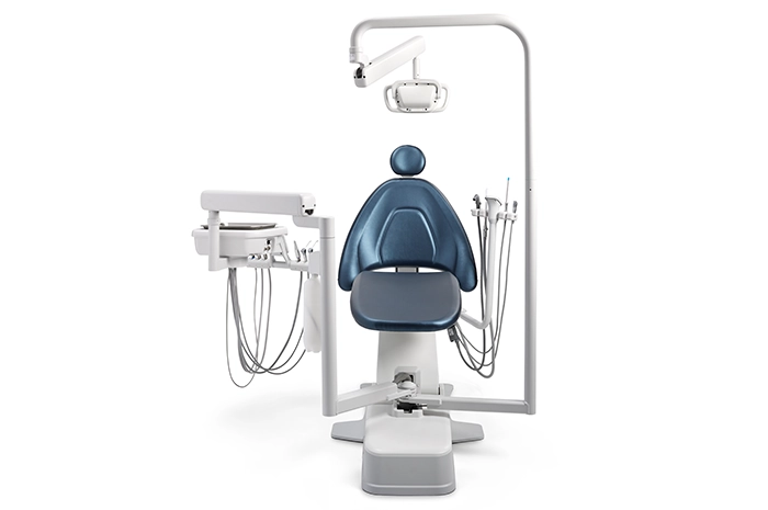 ProductPage-MidmarkDentalMonitorMount-img2-front-high-chair-lr-delivery-lr-light-white-sweep-touchpad