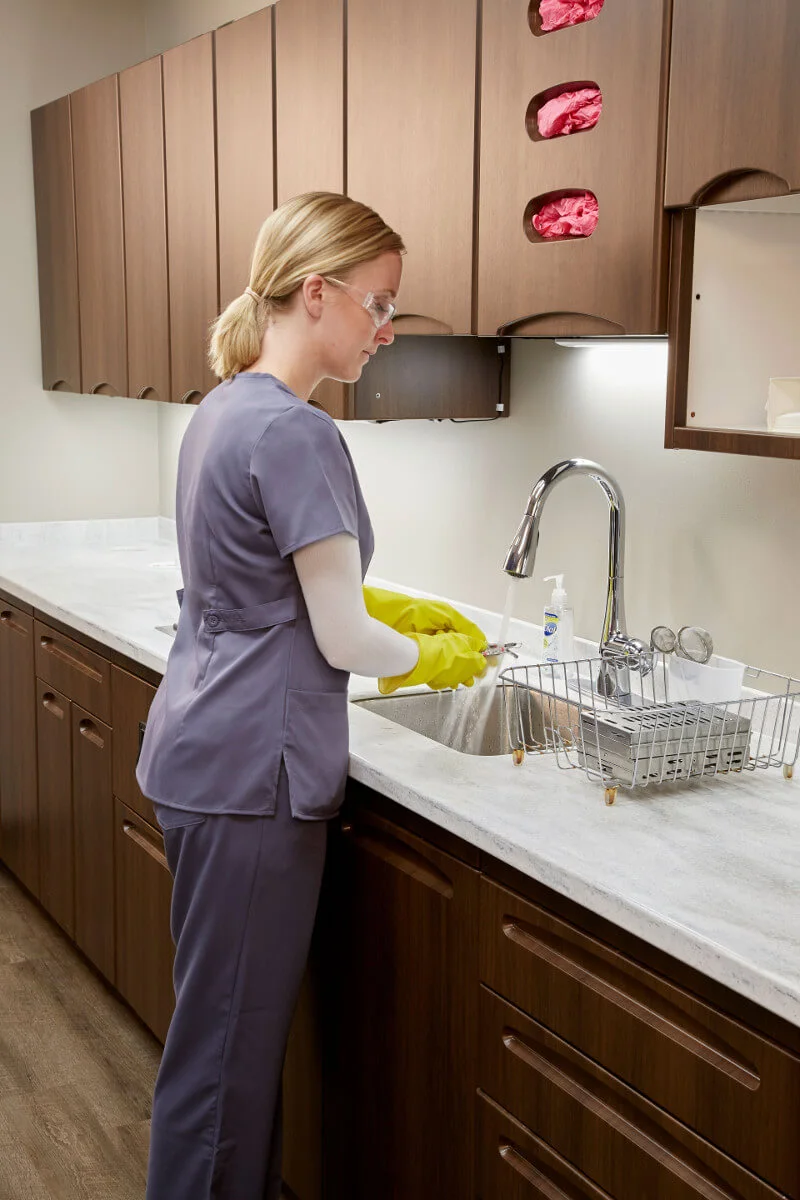 Newark-IP-Cleaning-at-the-sink