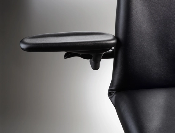 647-podiatry-chair-pic10