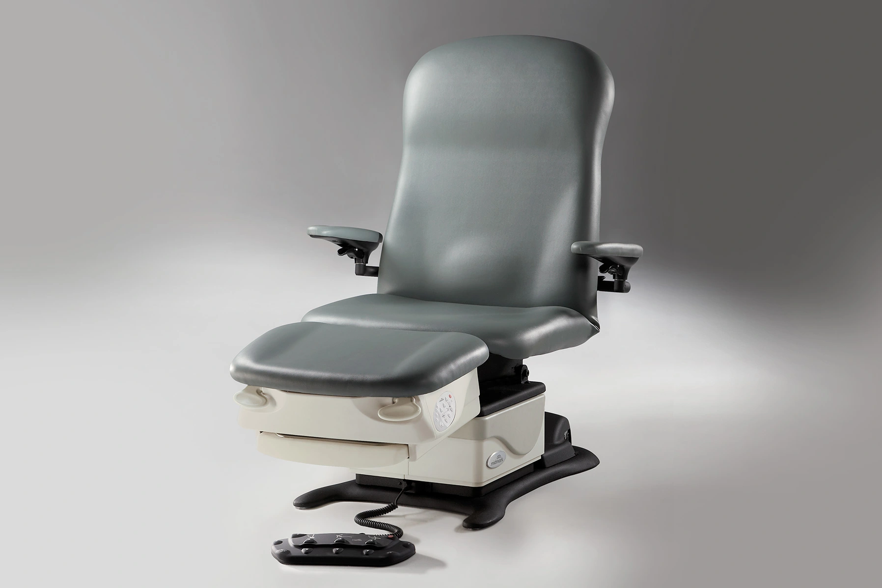 Midmark 647 Podiatry Chair