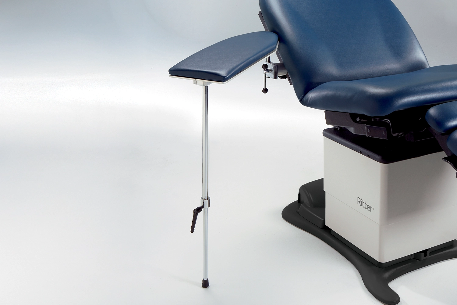 230-hand-surgery-armboard